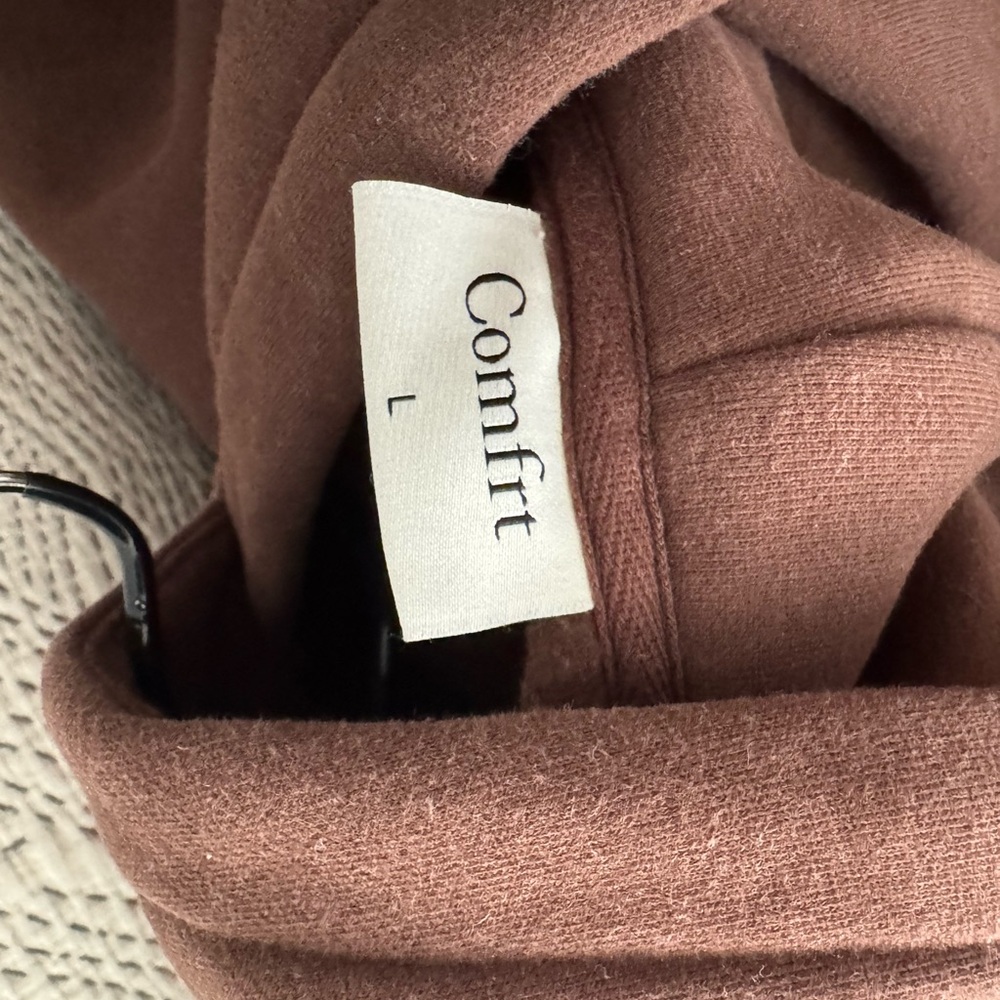 Comfrt Sweatsuit
